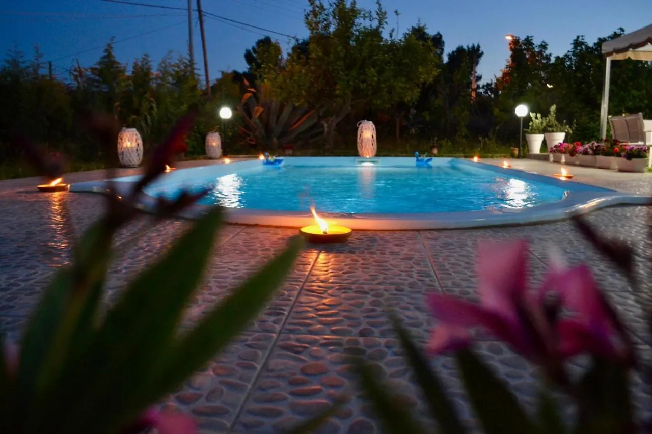 * * * Villa Annalisa * * * Casteldaccia Hébergement de vacances